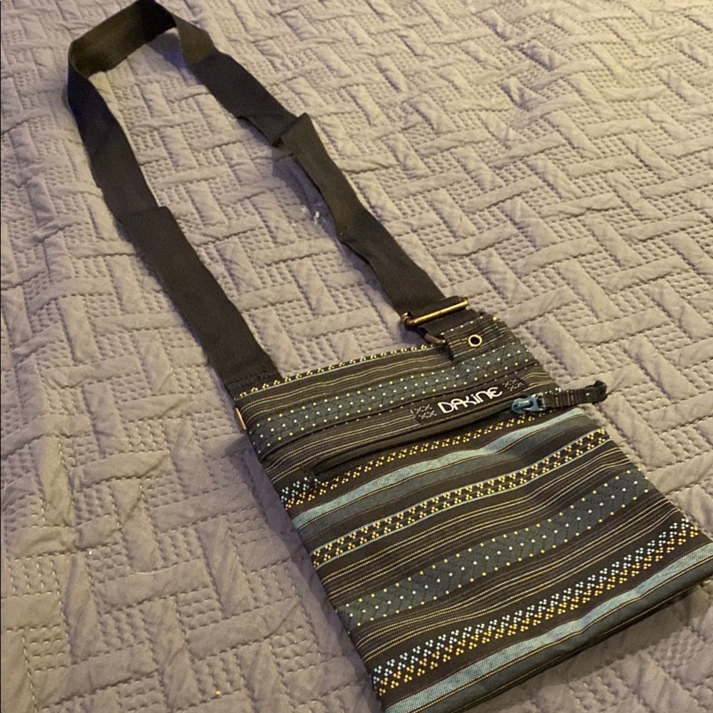Dakine Black and Blue Women’s Crossbody Bag